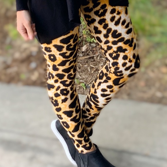 Infinity Raine Pants - PLUS Camel Leopard Print Leggings